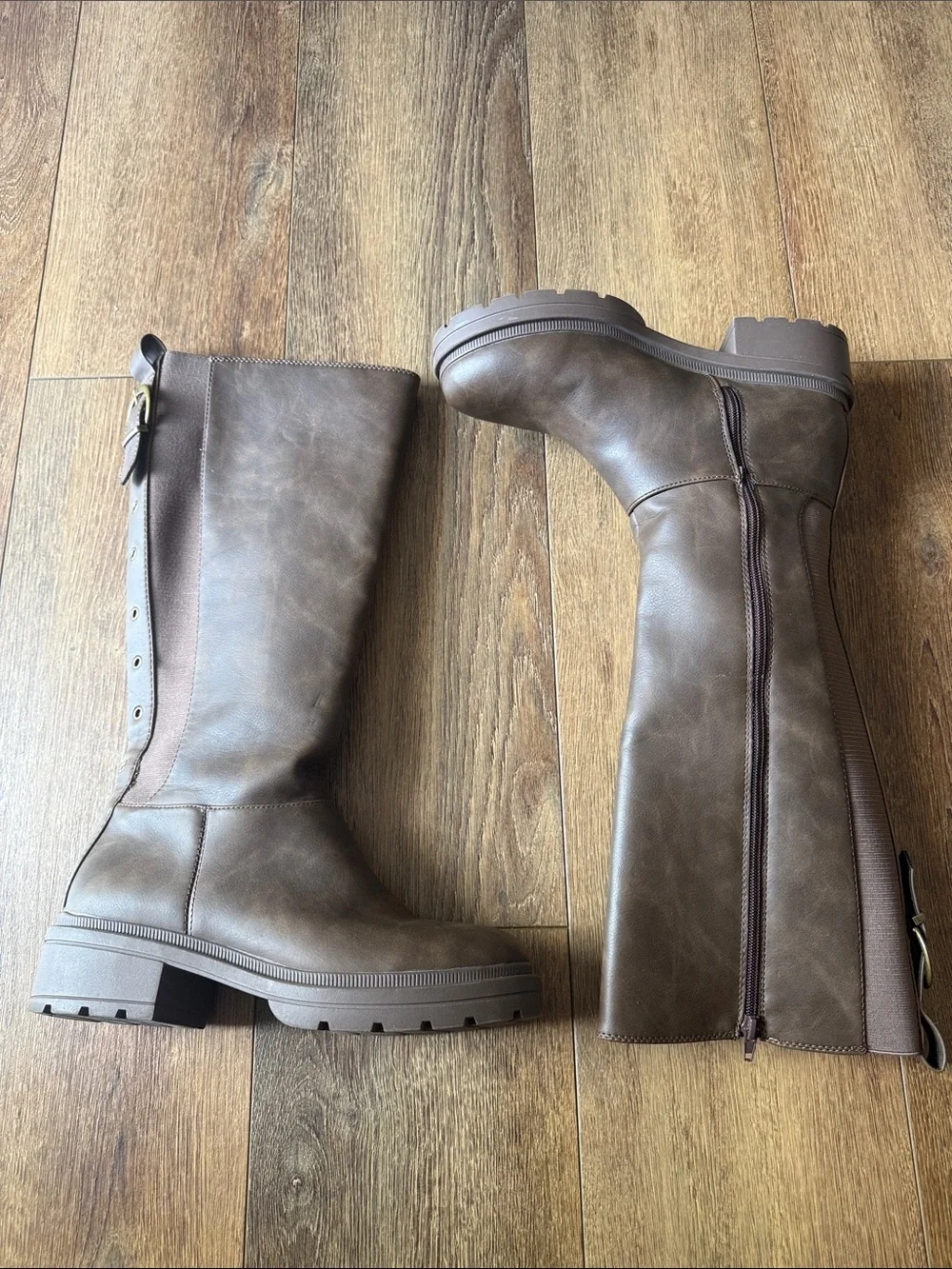 Rocket Dog Women's Tall Brown Riding Boots - Classic Knee-High Style. Size 9.5